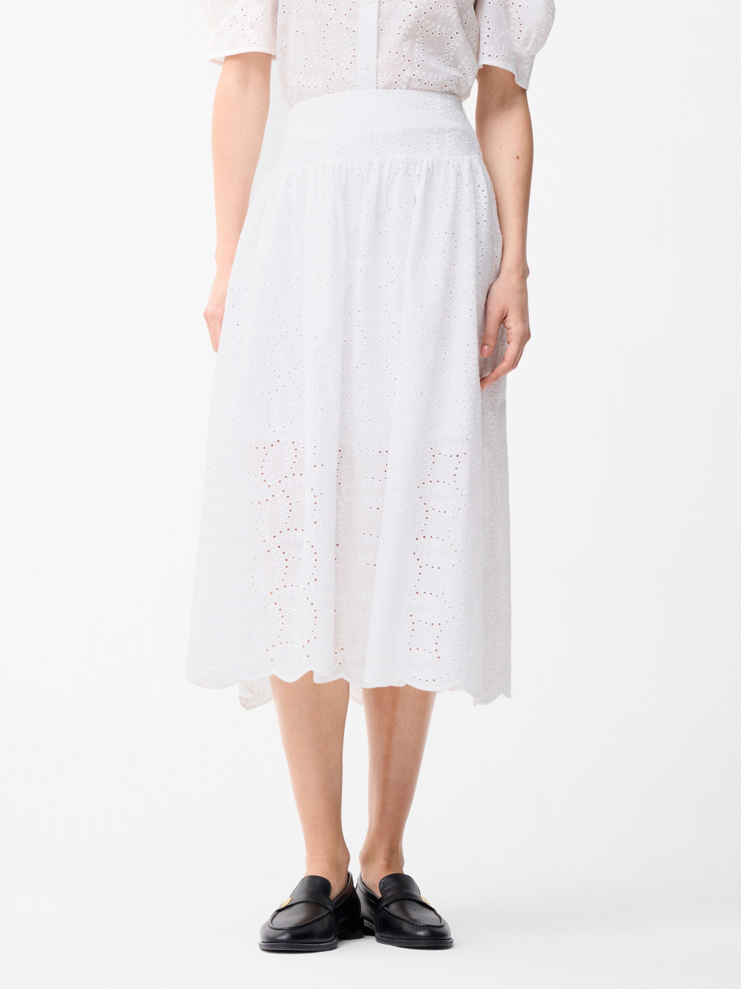 Jupe adl en blanc