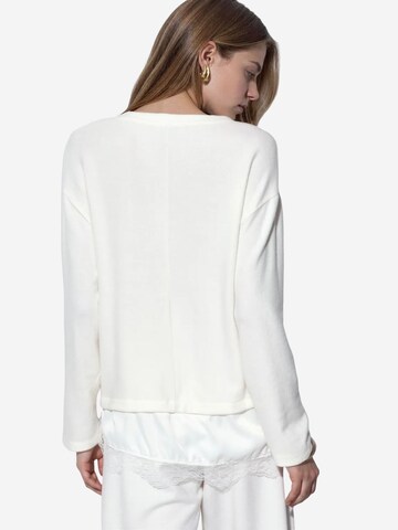 Pullover di Busem in bianco