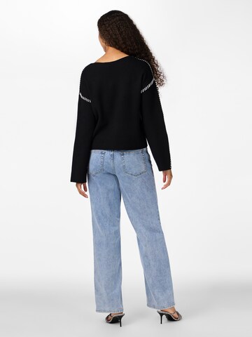 Pullover 'YASStitcha' di YAS in nero