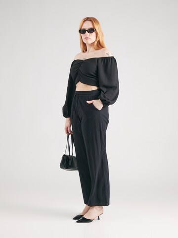 Loosefit Pantaloni 'CARTIZANA' di ONLY Carmakoma in nero