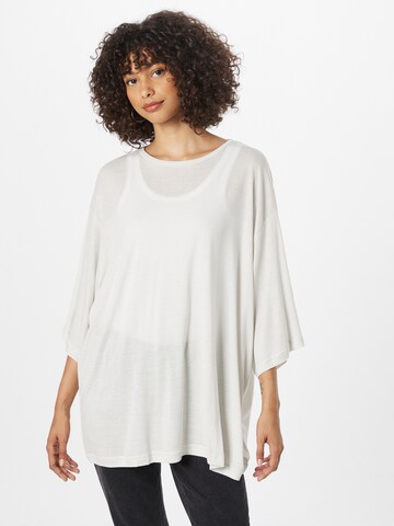 WEEKDAY Oversized shirt in Wit: voorkant