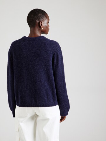 Pull-over & Other Stories en bleu