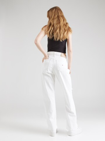 Tommy Jeans Loose fit Jeans 'BETSY LOOSE' in White