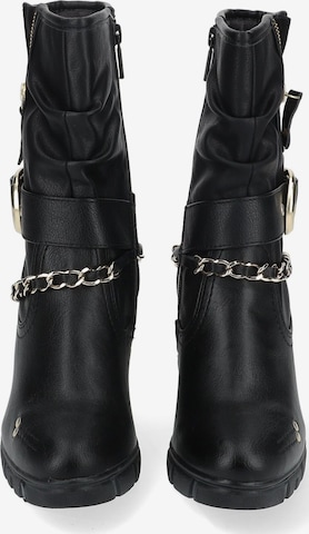 MUSTANG Ankle Boots in Black