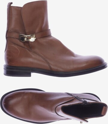 Anna Field Dress Boots in 40 in Brown: front