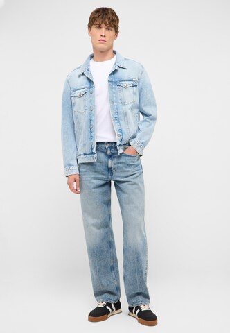 MUSTANG Regular Jeans 'Jeff' in Blue: front