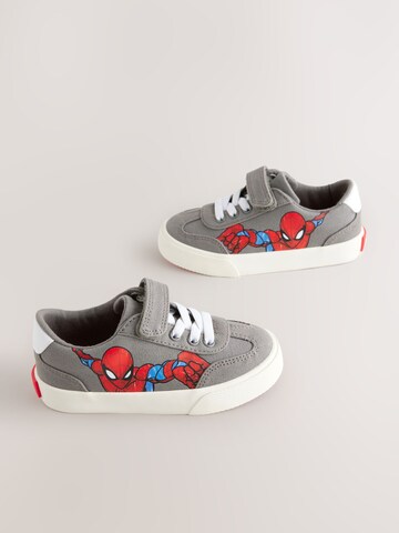 Next Sneaker i grå