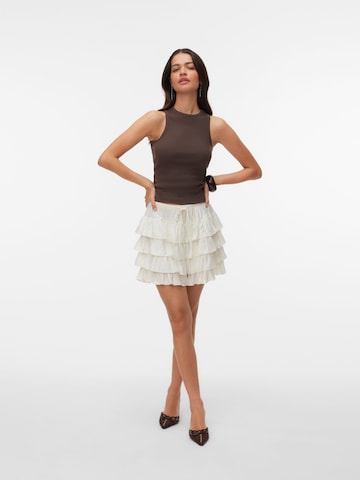 Regular Pantalon 'VMZoey' VERO MODA en blanc