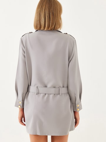 Bianco Lucci Between-seasons coat in Grey