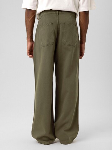 Dandalo - Pierna ancha Pantalón plisado 'Rafael' en verde