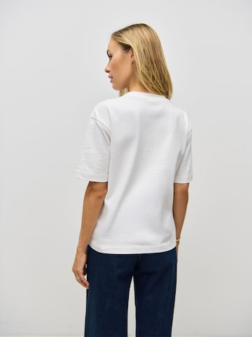 ÉVOIR by Alena Gerber T-Shirt in Weiß