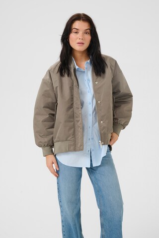 My Essential Wardrobe Tussenjas 'Helga' in Groen: voorkant
