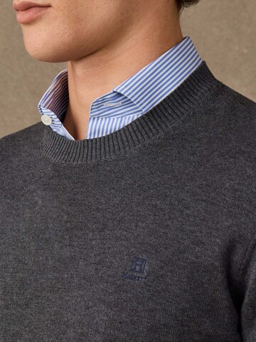 Pullover di Hackett London in grigio