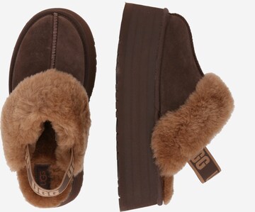 UGG Huisschoenen 'FUNKETTE' in Bruin