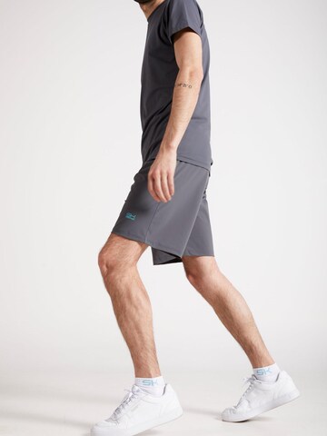 Regular Pantalon de sport 'Shorts' SPORTKIND en gris
