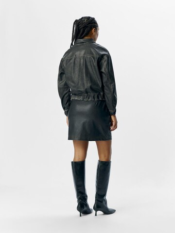 Veste mi-saison 'OBJScarlet' OBJECT en noir