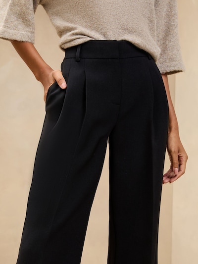 Lipsy Pantalon à pince en noir, Vue avec produit