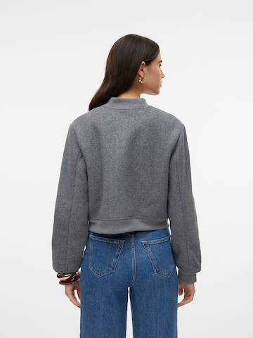 VERO MODA Between-Season Jacket 'VMCHLOE' in Grey
