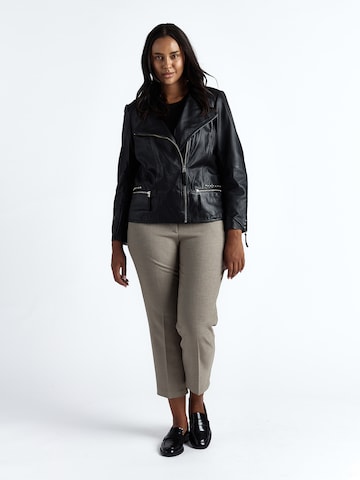 JCC Tussenjas in Zwart