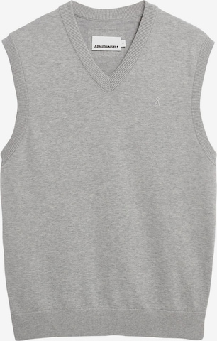 ARMEDANGELS Sweater Vest in Grey: front