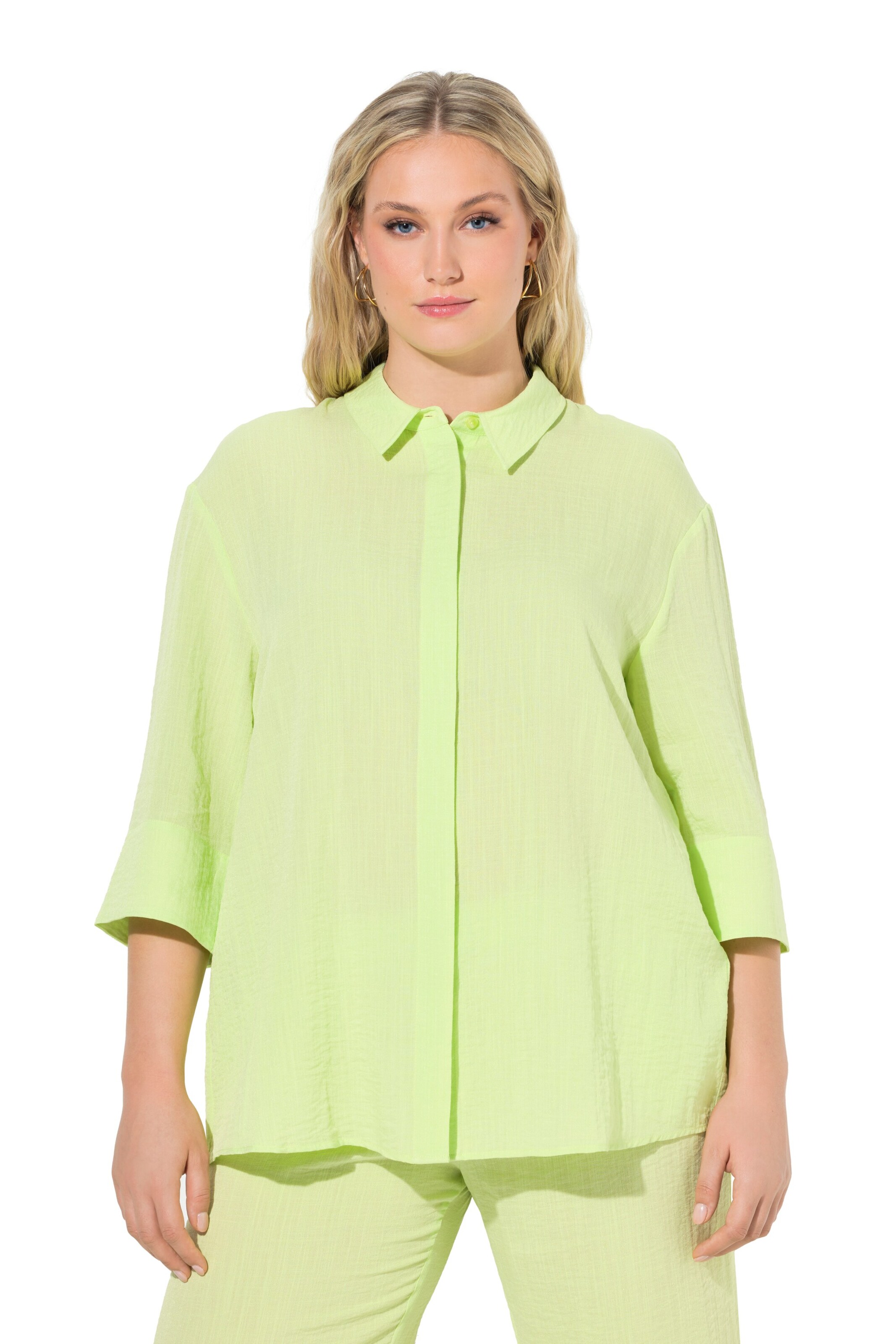 Ulla Popken Blouse in Green: front