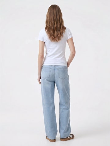 SEASOND T-shirt i svart: framsida