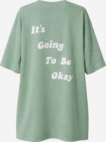 Worldclassca Oversized Shirt in Green: front