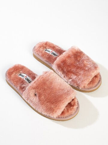 Minnetonka Slipper 'Lolo' in Pink