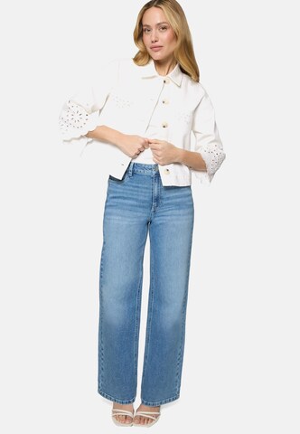 zero Blazer in White