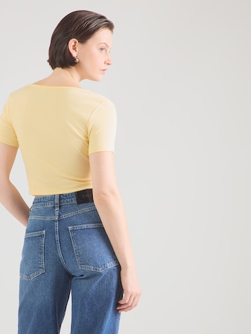 ONLY Póló 'ONLBETTY' - sárga