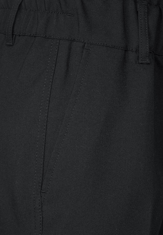 STREET ONE Slim fit Pleated Pants in Black