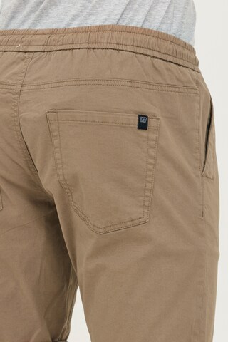 Regular Pantalon 'GREGO' BLEND en beige