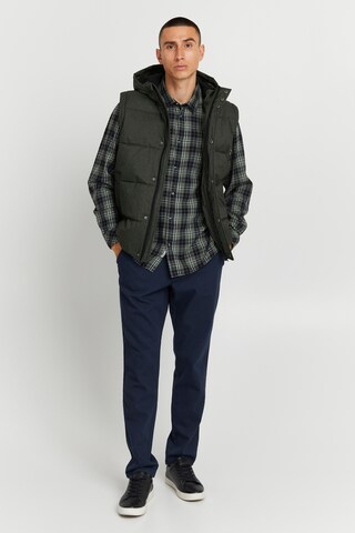 !Solid Vest in Grey