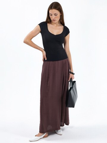 Busem T-Shirt in Schwarz