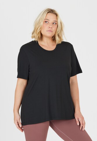 Q by Endurance Shirt 'Nian' in Black: front