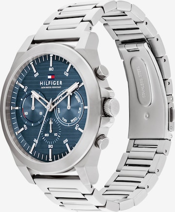 TOMMY HILFIGER Analog watch in Blue: front