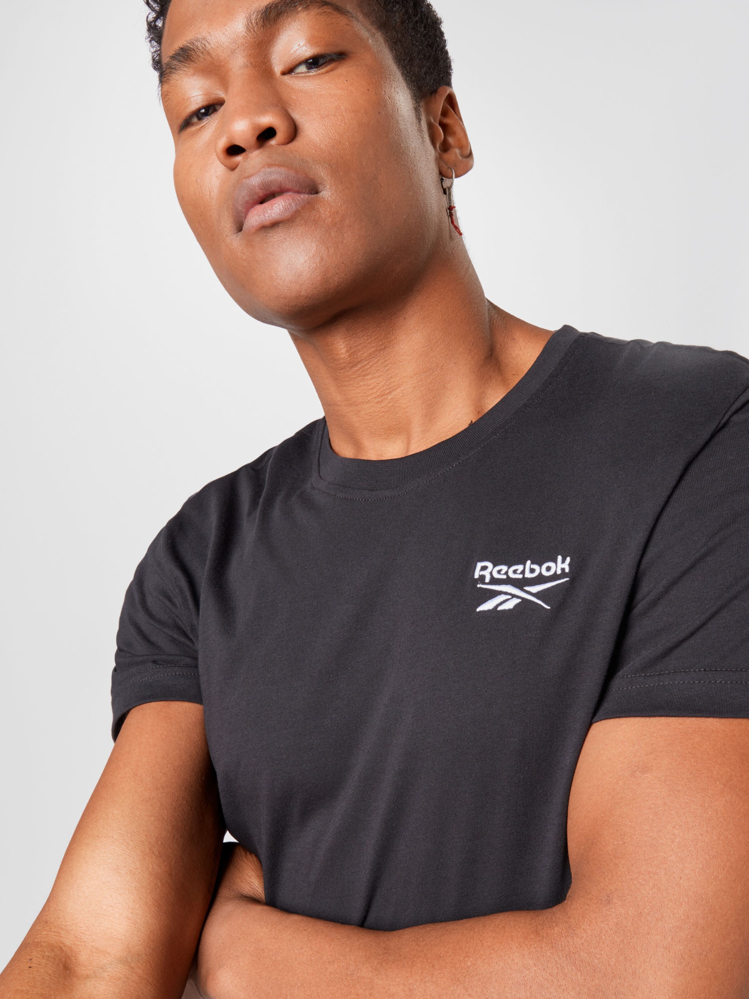 Männer Sportarten Reebok Sport Sportshirt in Schwarz - AB76516 Männer Sportarten Reebok Sport Sportshirt in Schwarz - AB76516