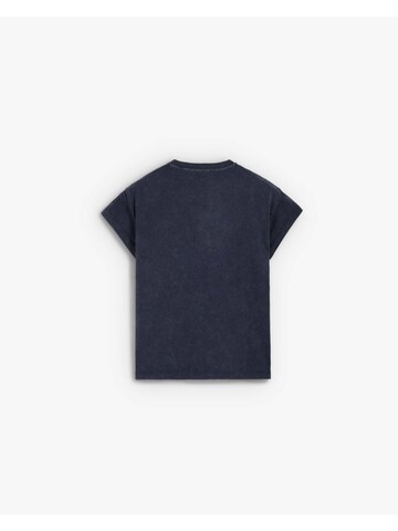 Tricou de la Scalpers pe albastru