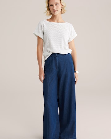 Tricou de la WE Fashion pe alb