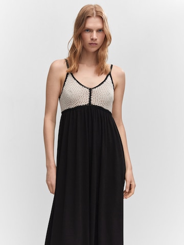 Robe d’été 'Eva' MANGO en noir : devant