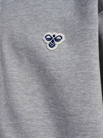 Hummel Sweatjacke in Grau