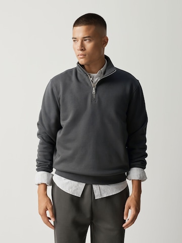 Next - Sweatshirt em cinzento: frente