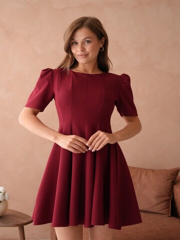 Robe de cocktail WOMAN VISION en rouge : devant