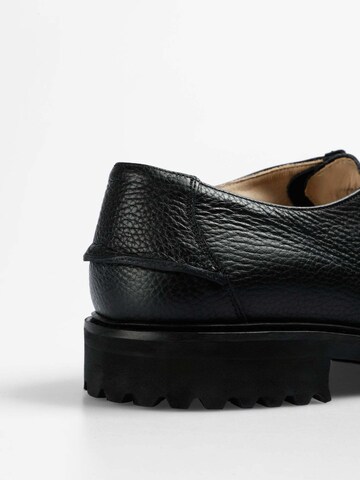 Chaussure à lacets 'Cameron' Scalpers en noir