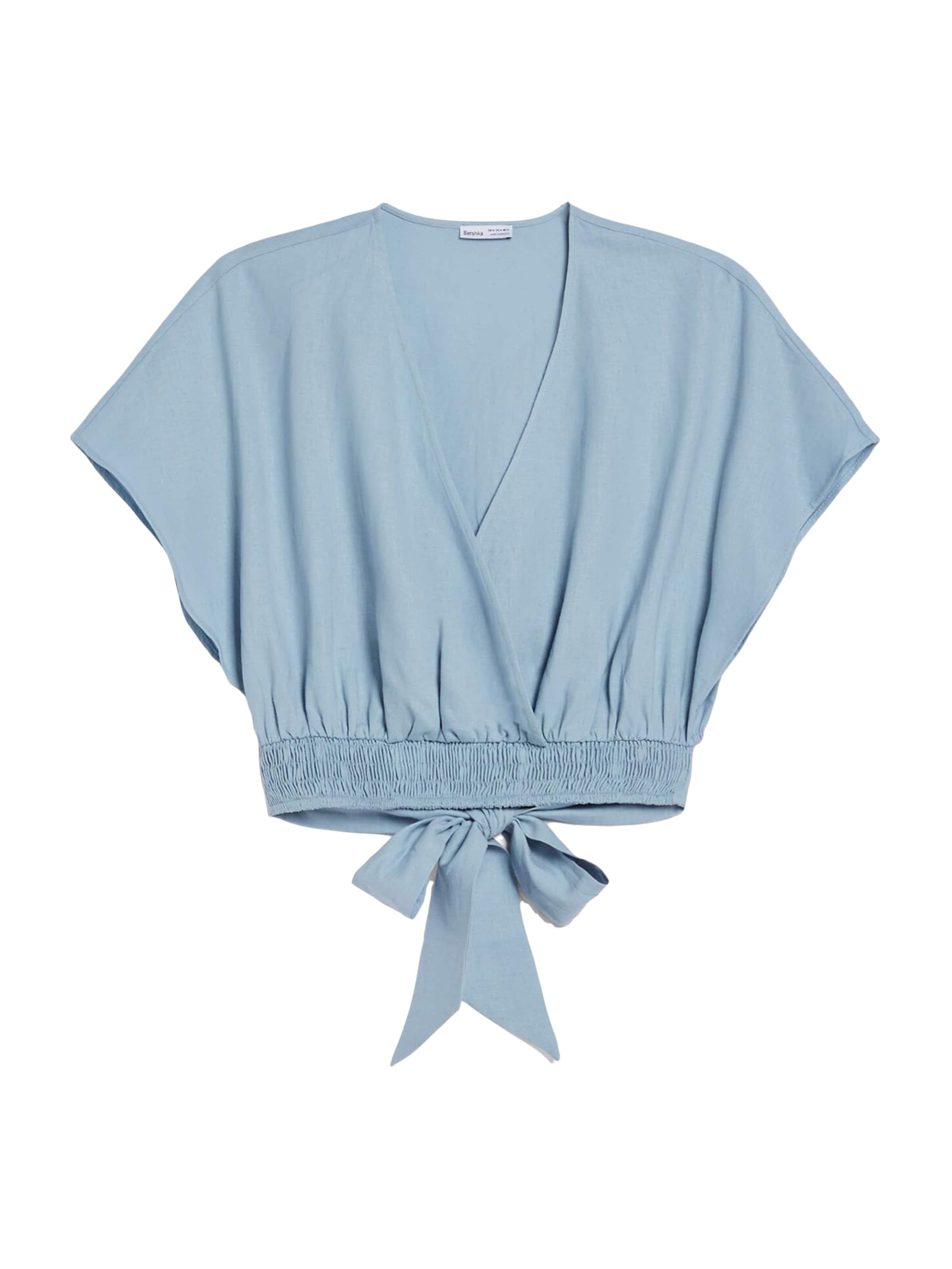 Bershka Блуза в синьо: отпред