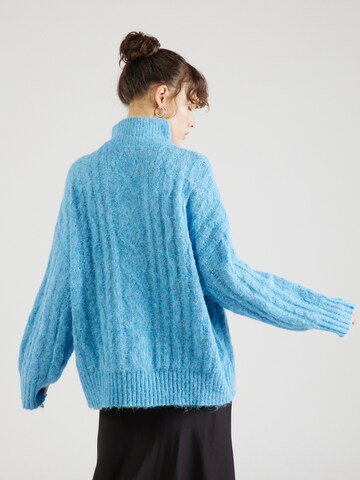 TOPSHOP Пуловер в синьо