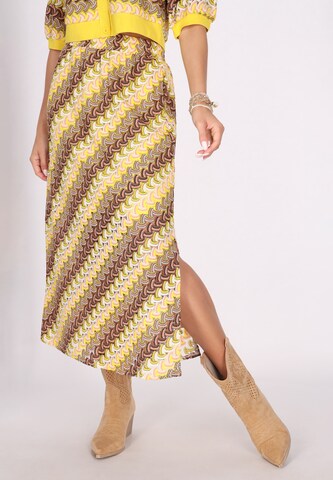 IZIA Skirt in Yellow: front