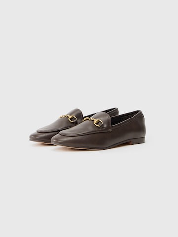 STEVE MADDEN Slipper 'Guide' – hnědá