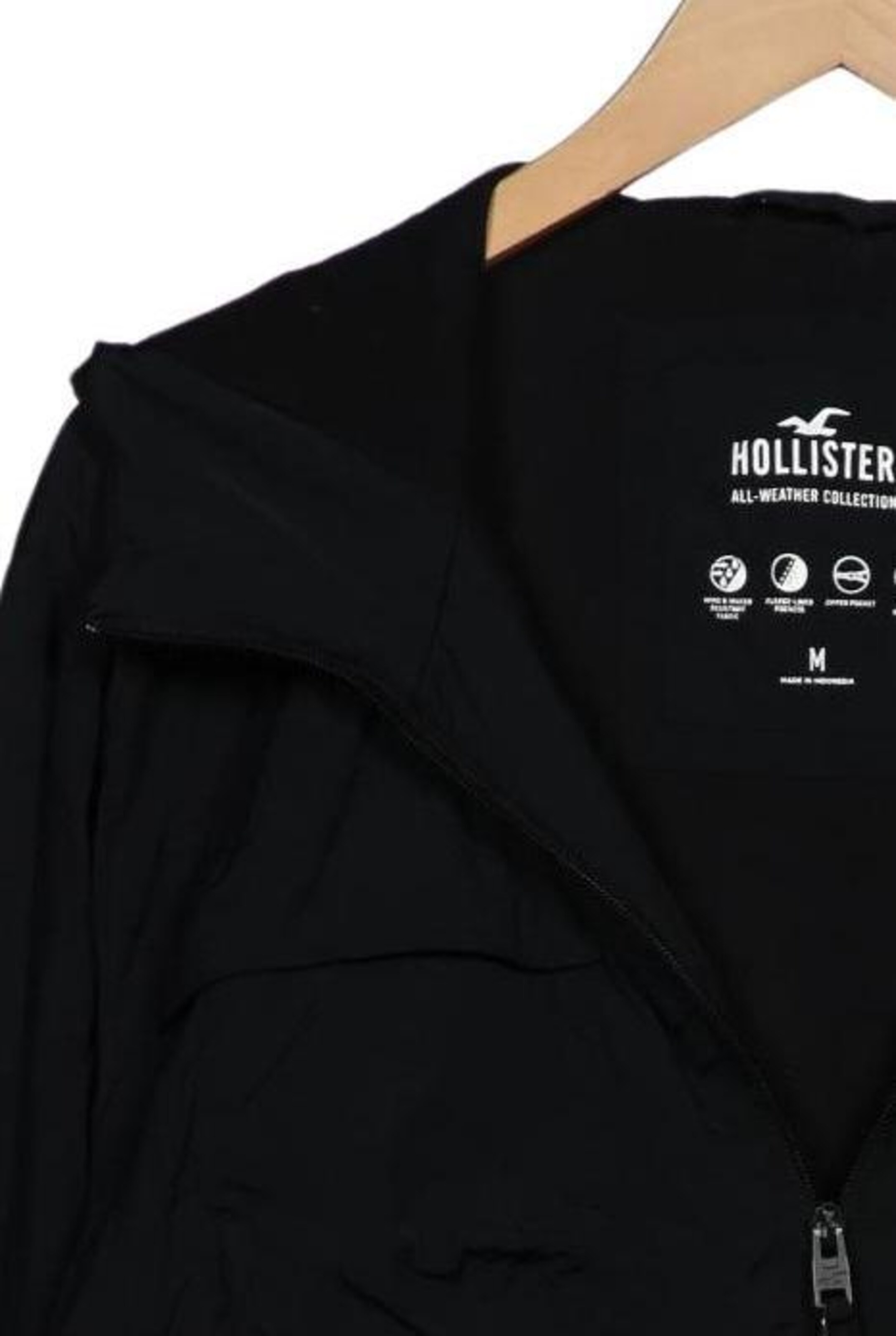 HOLLISTER Jacket & Coat in M in Black