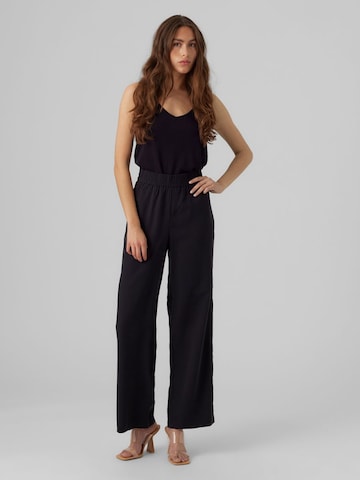 Wide leg Pantaloni 'CARMEN' de la VERO MODA pe negru